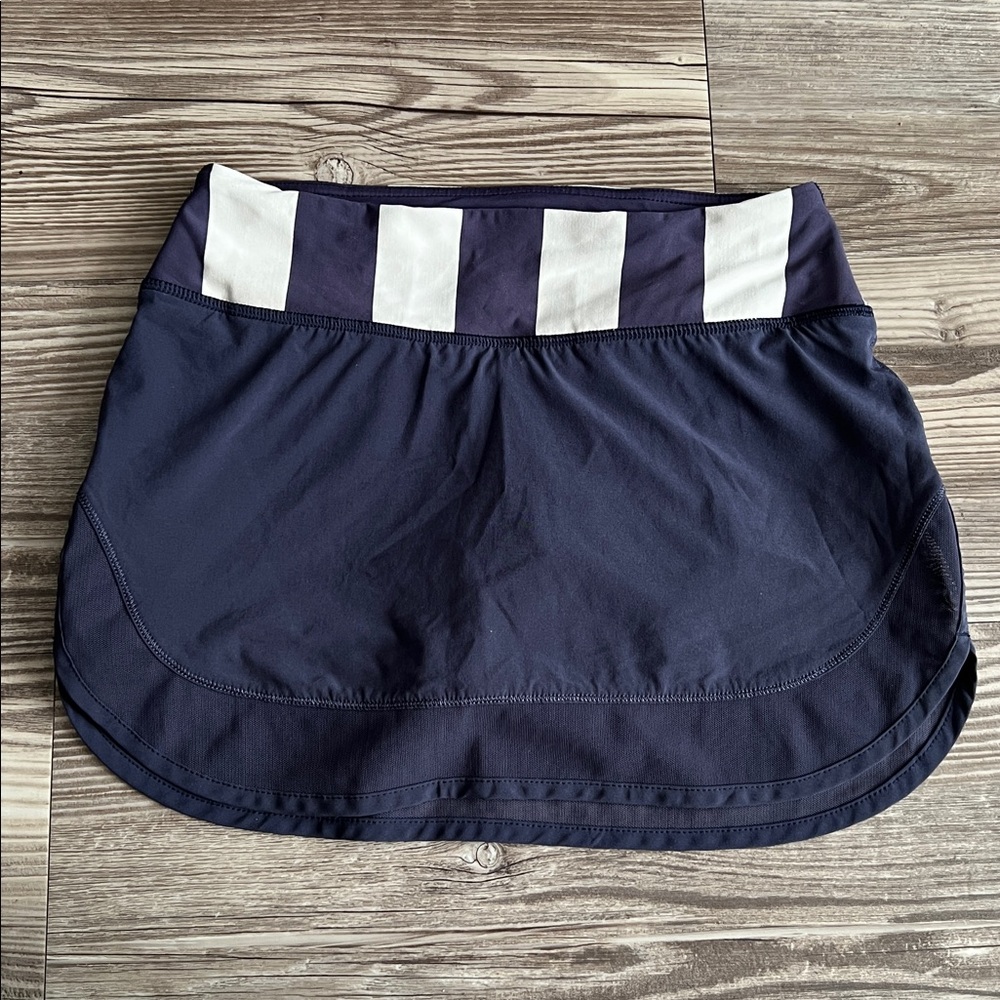 Lululemon Hotty Hot Skirt Cadet Blue / Steep Stripe Cadet Blue Hotty Hot Size 2